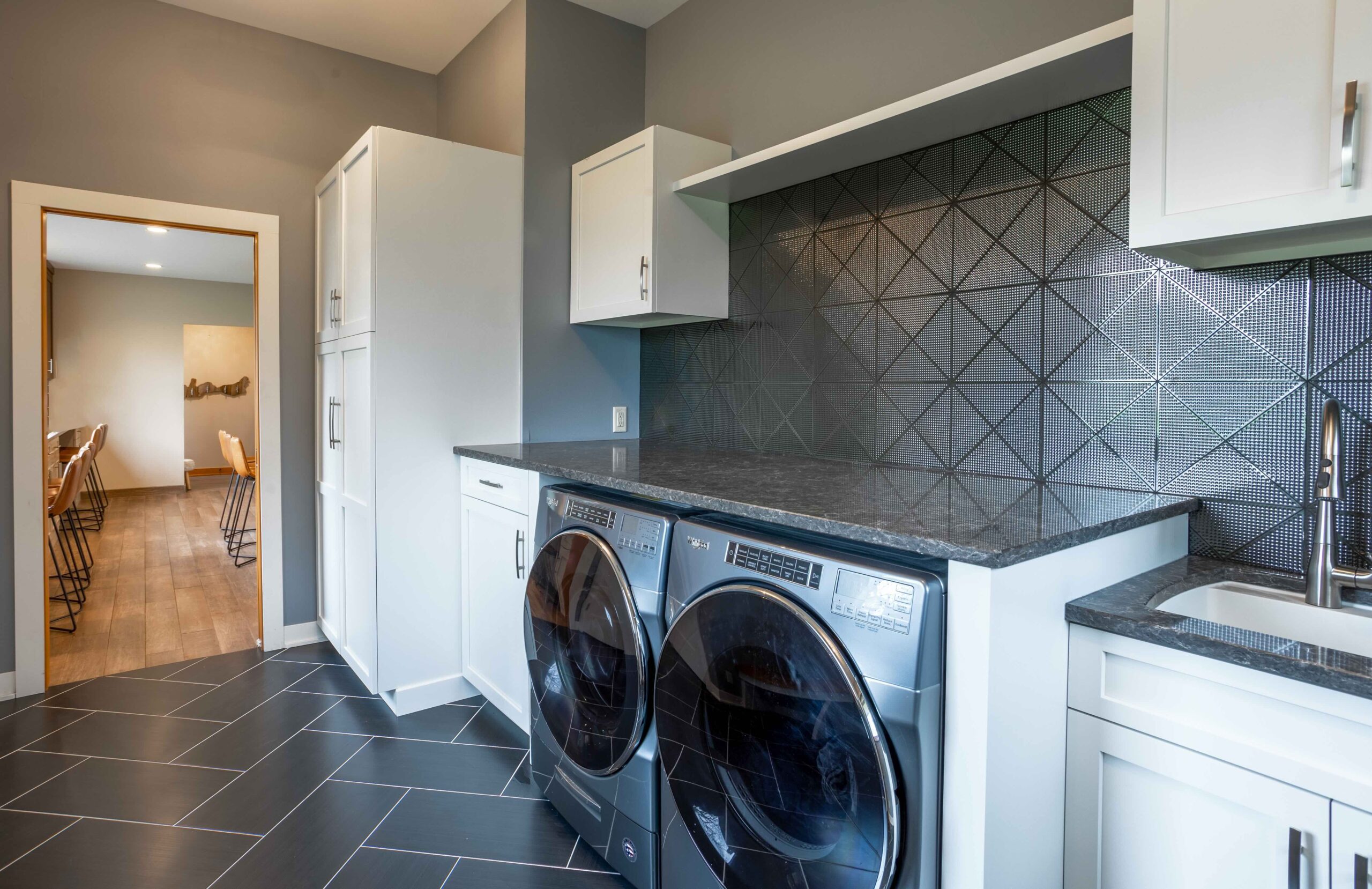 Dimension October 2024 Blog - Five Renovation Ideas for Your Furry Family Members_2